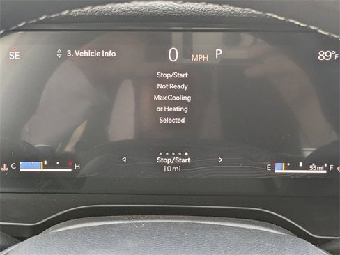 New 2025 Jeep Grand Cherokee Altitude image 28