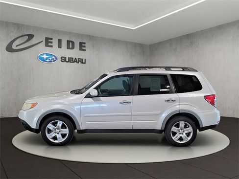 Used 2010 Subaru Forester 2.5X Limited image 8