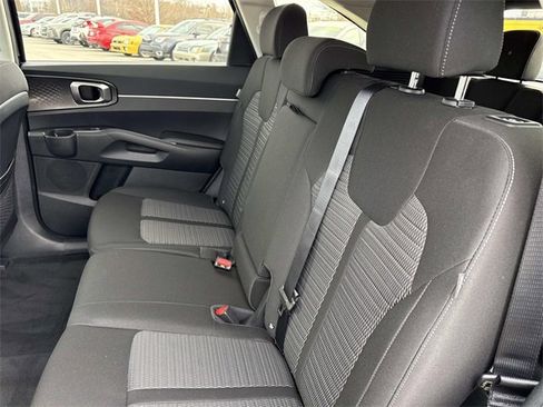 New 2026 Kia Sorento LX image 15