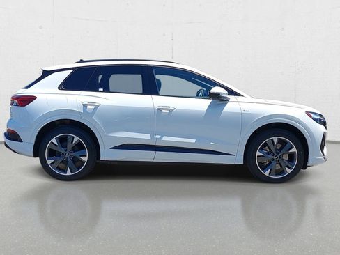 Certified 2023 Audi Q4 e-tron Premium w/ Convenience Package AWD/4WD image 4