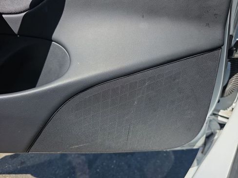 Used 2020 Tesla Model 3 Long Range image 38