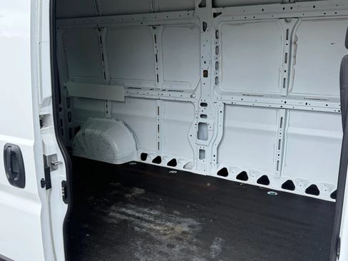 Used 2021 RAM ProMaster 2500 FWD image 25