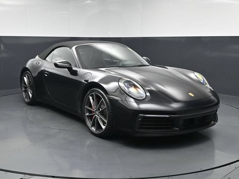 Certified 2020 Porsche 911 Carrera 4 AWD/4WD image 13