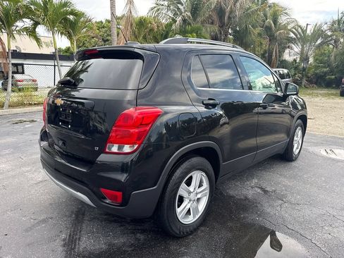 Used 2018 Chevrolet Trax LT FWD image 4