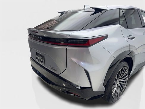 Used 2023 Lexus RZ 450e Premium w/ Accessory Package (2T) image 18