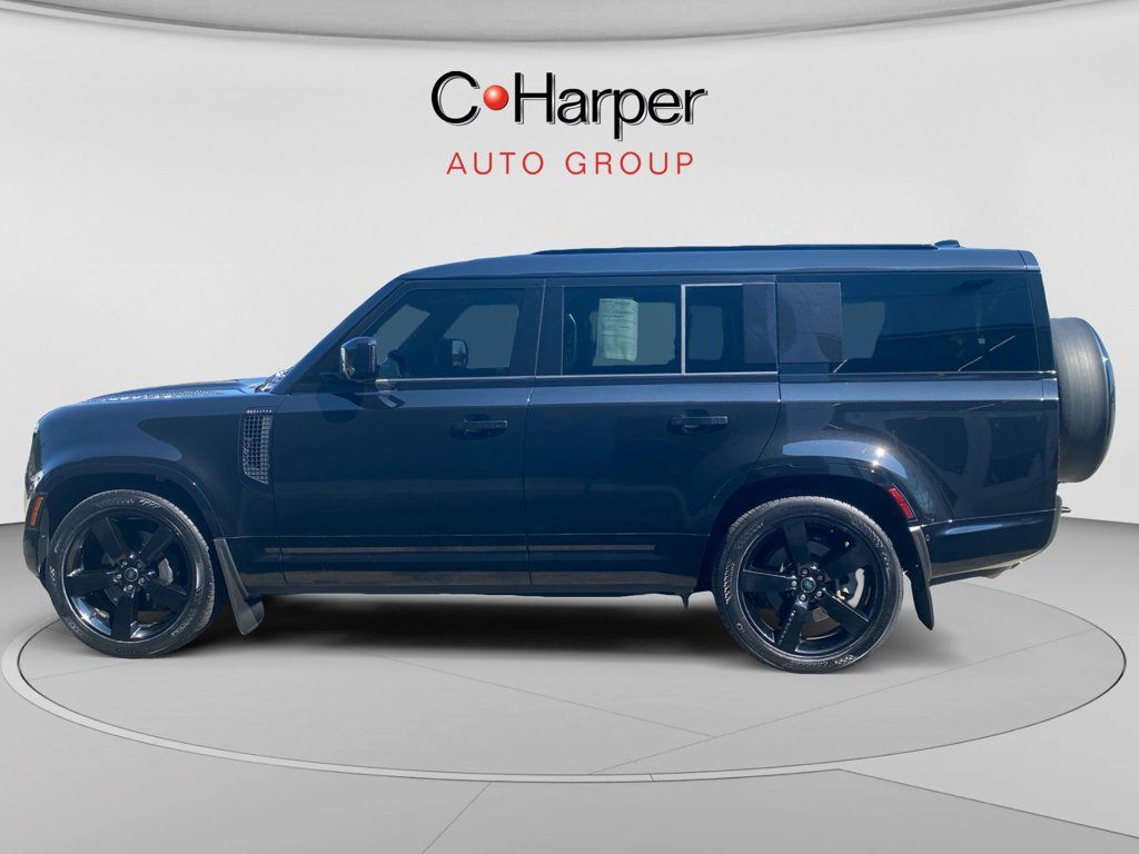Used 2025 Land Rover Defender 130 X-Dynamic SE AWD/4WD image 6