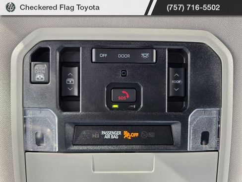 Used 2024 Toyota Tundra Limited image 12