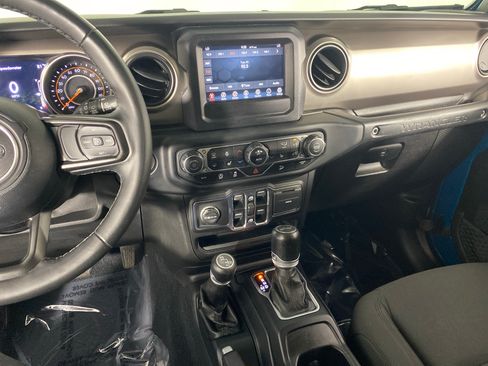 Used 2020 Jeep Wrangler Unlimited Sport S AWD/4WD image 26