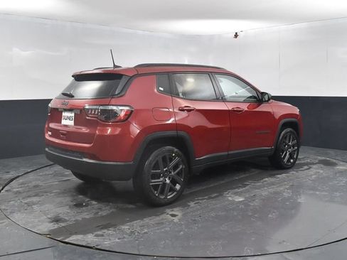 New 2026 Jeep Compass Latitude AWD/4WD image 9