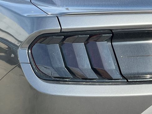 Used 2022 Ford Mustang Premium image 15