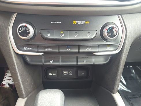 Used 2019 Hyundai Santa Fe SEL AWD/4WD image 20