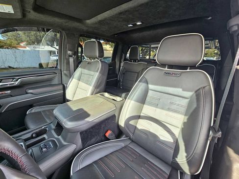 Used 2024 GMC Sierra 1500 AT4X image 22