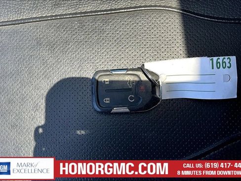 Used 2023 GMC Sierra 2500 Denali AWD/4WD image 36