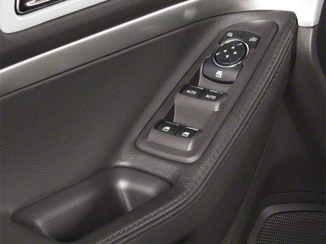 Used 2013 Ford Explorer XLT FWD image 17
