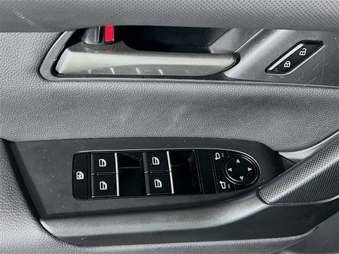 Used 2025 MAZDA CX-50 AWD 2.5 S w/ Preferred Package image 16