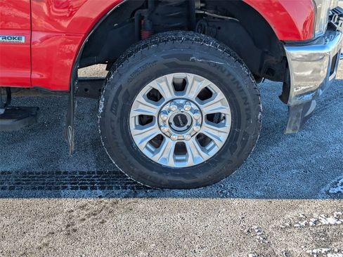 Used 2019 Ford F250 Lariat w/ Lariat Ultimate Package image 22