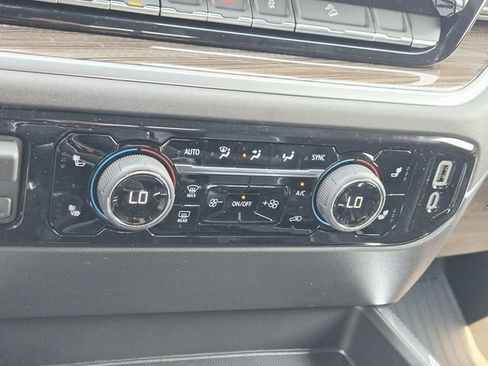 New 2026 Chevrolet Silverado 1500 LT Trail Boss w/ LT Trail Boss Premium Package AWD/4WD image 34