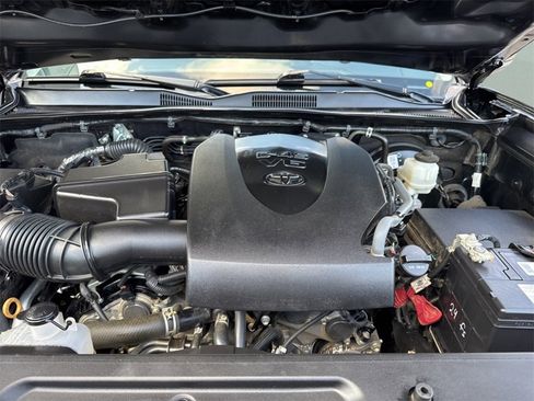 Used 2023 Toyota Tacoma TRD Sport image 27