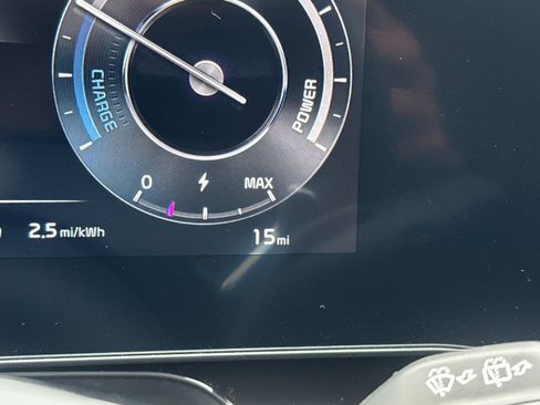 New 2026 Kia Niro Wind FWD image 27