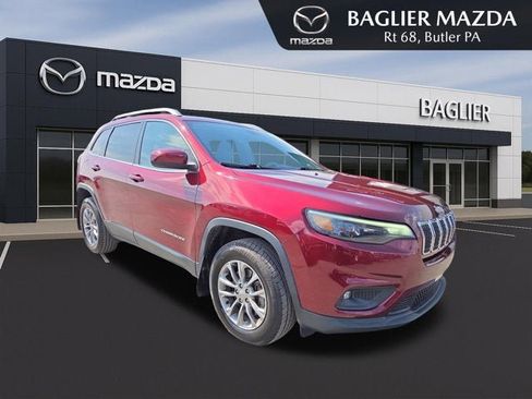 Used 2019 Jeep Cherokee Latitude Plus w/ Cold Weather Group image 1
