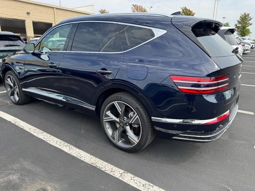 Used 2025 Genesis GV80 3.5T Prestige AWD/4WD image 3