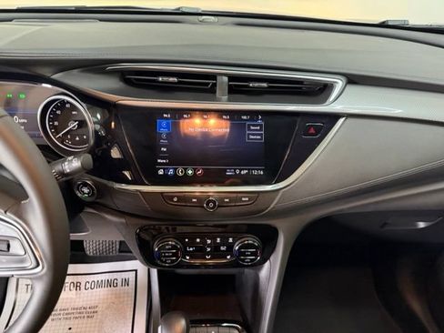 Used 2023 Buick Encore GX Select w/ Safety Package II FWD image 25