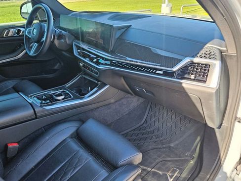 Used 2024 BMW X5 M60i image 18