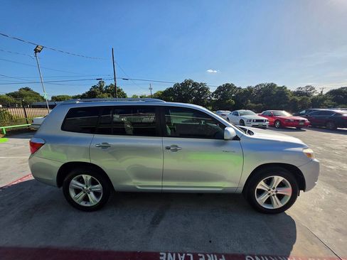 Used 2009 Toyota Highlander Limited AWD/4WD image 11