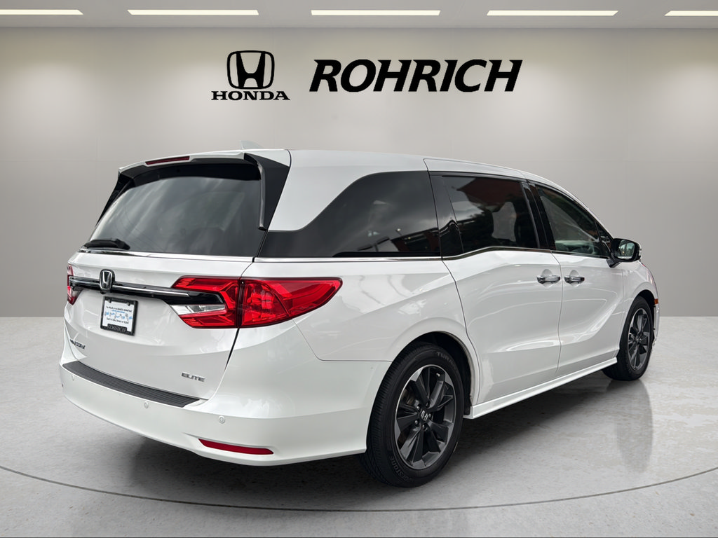Used 2023 Honda Odyssey Elite image 6