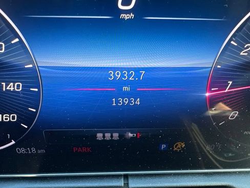 Used 2024 Mercedes-Benz C 300 Sedan image 9