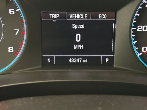 Used 2022 Chevrolet Traverse LS image 20