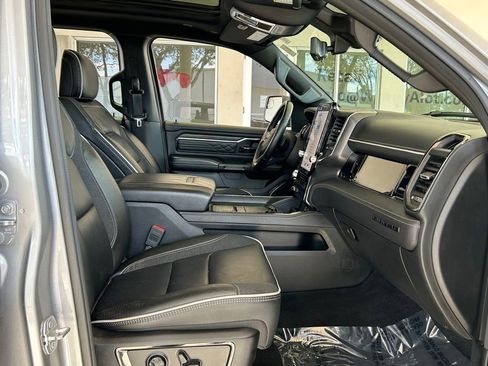 Used 2025 RAM 1500 Limited image 33