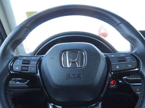Used 2024 Honda Civic EX-L image 16