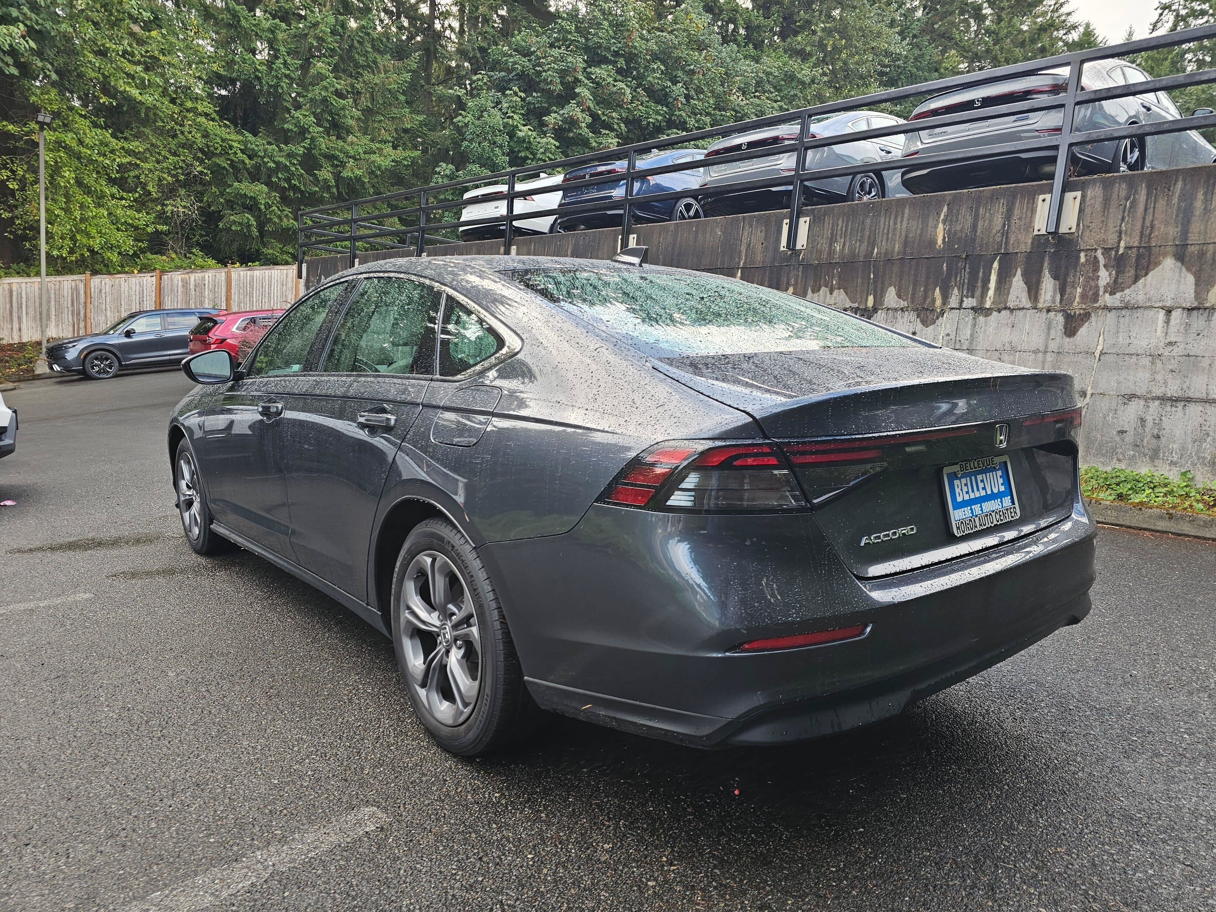 Used 2023 Honda Accord EX image 4