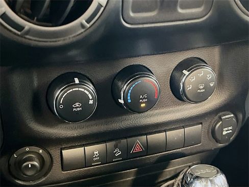 Used 2013 Jeep Wrangler Sport image 16