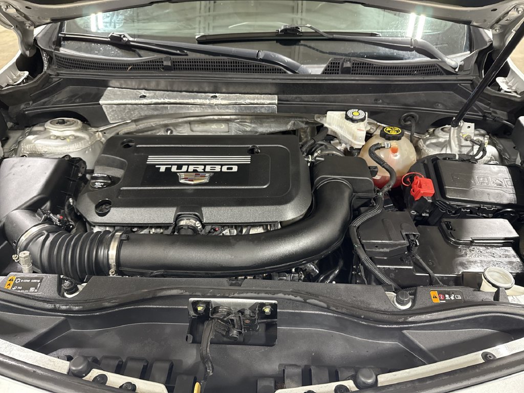 Used 2020 Cadillac XT4 Premium Luxury FWD image 24