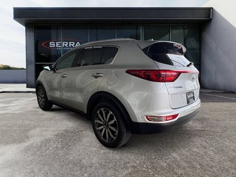 Used 2018 Kia Sportage EX AWD/4WD image 2