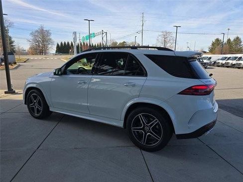 Certified 2025 Mercedes-Benz GLE 450 4MATIC image 8