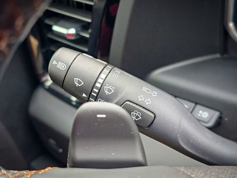 Certified 2024 GMC Sierra 1500 AT4 w/ Technology Package image 24