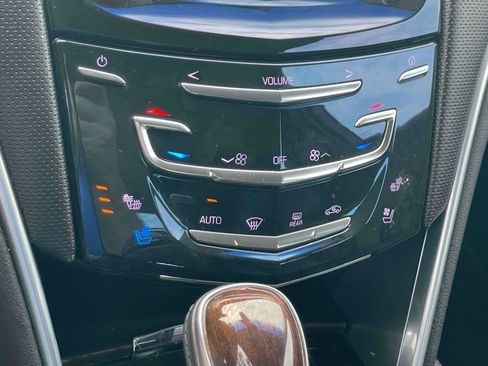 Used 2017 Cadillac XTS Luxury FWD image 18