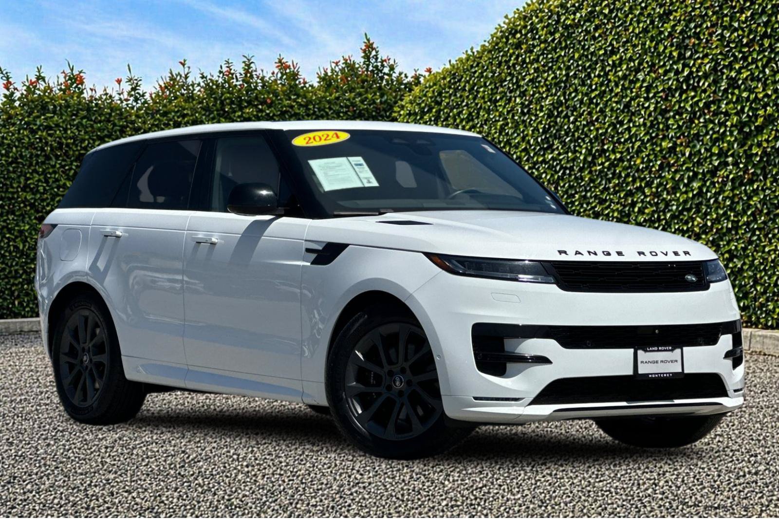 Used 2024 Land Rover Range Rover Sport Dynamic SE AWD/4WD image 1