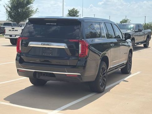 Used 2022 GMC Yukon XL Denali RWD image 9
