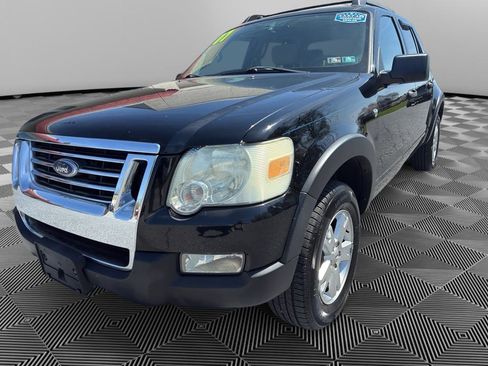 Used 2007 Ford Explorer Sport Trac XLT image 1