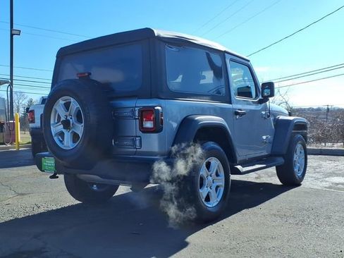 Used 2020 Jeep Wrangler Sport image 3