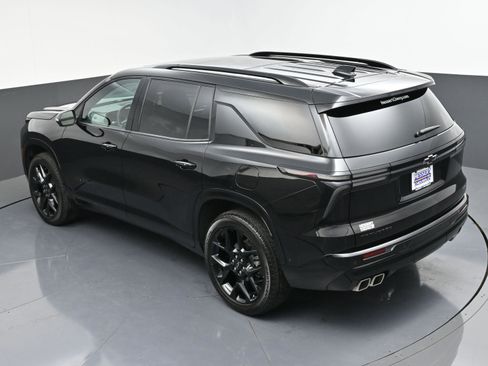 Used 2024 Chevrolet Traverse RS FWD image 56