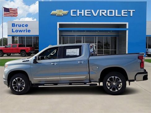 New 2026 Chevrolet Silverado 1500 High Country w/ Technology Package image 2