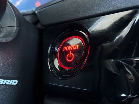 Certified 2025 Honda Accord Sport image 21