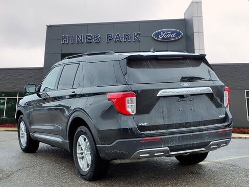 Certified 2023 Ford Explorer XLT w/ Equipment Group 202A image 5