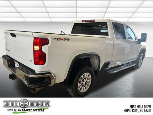 Used 2025 Chevrolet Silverado 2500 LT w/ Convenience Package AWD/4WD image 6