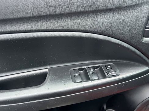 Used 2021 Mitsubishi Mirage ES image 8